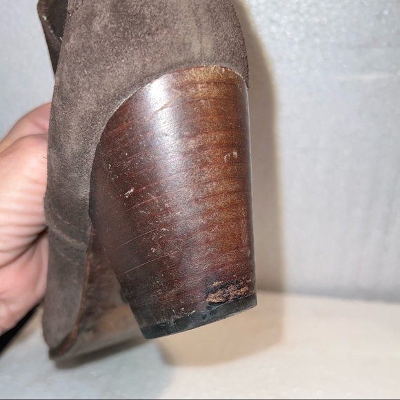 Frye 9.5 Booties Chocolate Suede - Picture 5 of 11